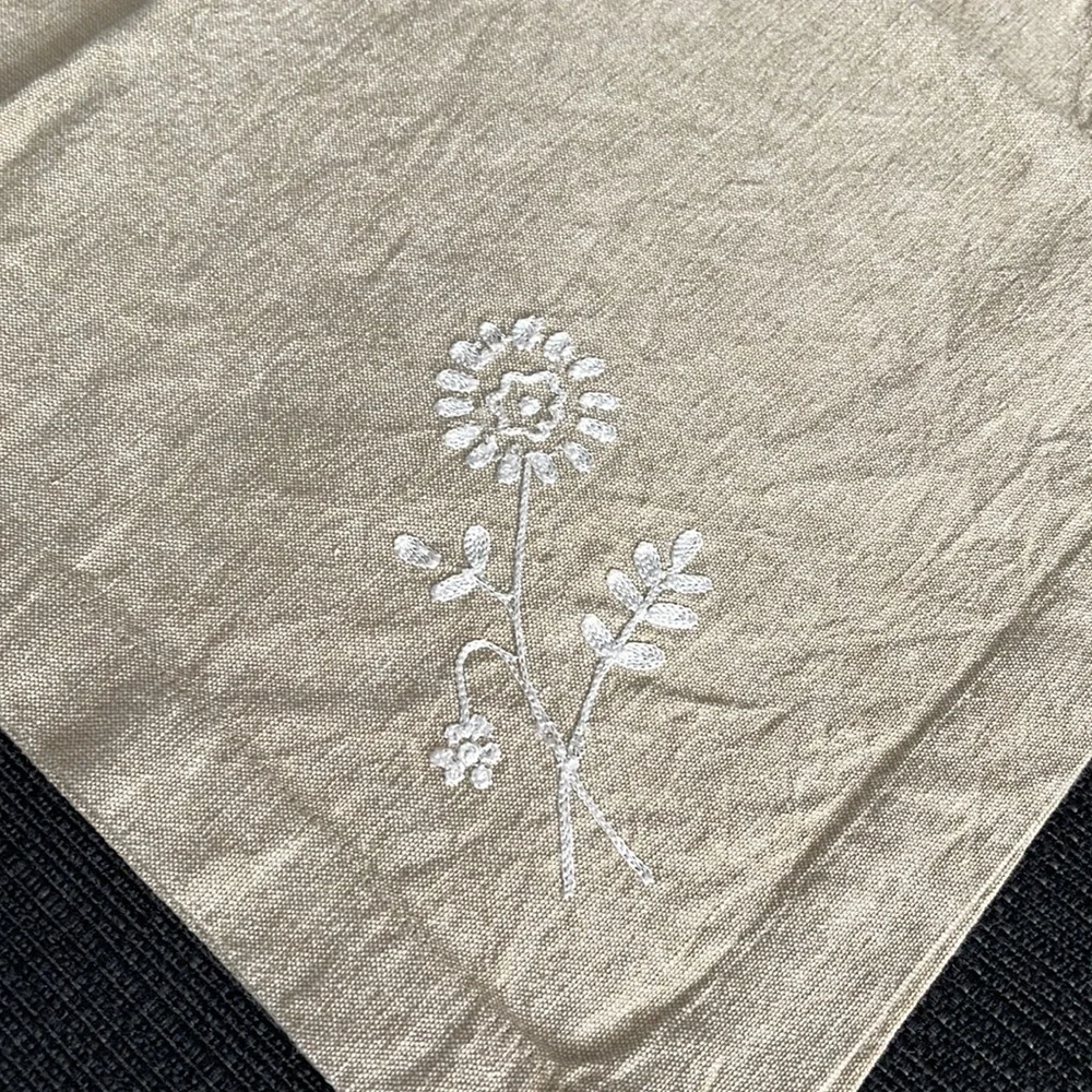 Crate&Barrel napkins #B